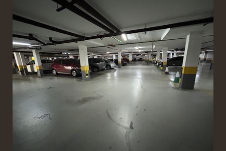 Apartamento à venda com 147m², 4 quartos e 2 vagasEstacionamento