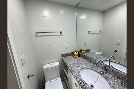 Apartamento à venda com 147m², 4 quartos e 2 vagasBanheiro Social
