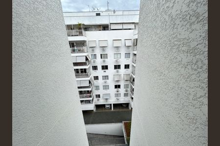 Apartamento à venda com 147m², 4 quartos e 2 vagasVista da Área de Serviço