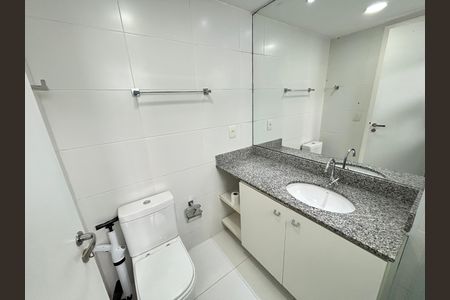 Apartamento à venda com 147m², 4 quartos e 2 vagasBanheiro da Suíte