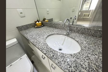 Apartamento à venda com 147m², 4 quartos e 2 vagasBanheiro Social