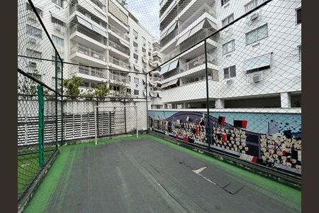 Apartamento à venda com 147m², 4 quartos e 2 vagasCampo de futebol