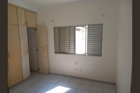 Casa para alugar com 239m², 4 quartos e 2 vagasQuarto 2
