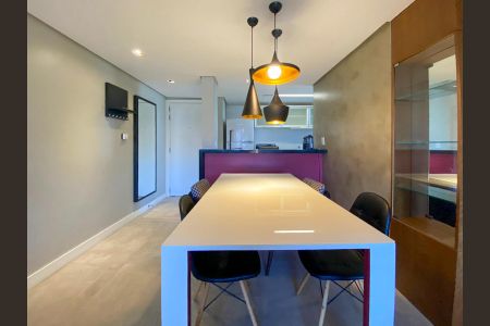 Apartamento para alugar com 86m², 2 quartos e 2 vagasSala