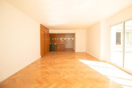 Apartamento à venda com 168m², 3 quartos e 1 vaga