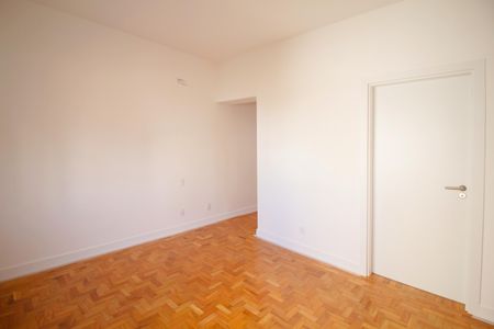 Apartamento à venda com 168m², 3 quartos e 1 vaga