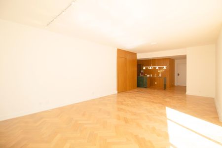 Apartamento à venda com 168m², 3 quartos e 1 vaga