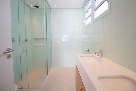 Apartamento à venda com 168m², 3 quartos e 1 vaga