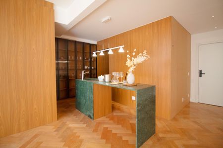 Apartamento à venda com 168m², 3 quartos e 1 vaga