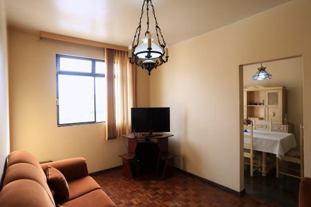 Apartamento à venda com 90m², 3 quartos e 1 vagaSala