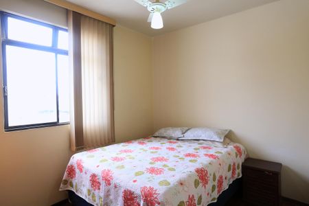 Apartamento à venda com 90m², 3 quartos e 1 vagaQuarto