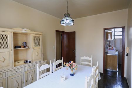 Apartamento à venda com 90m², 3 quartos e 1 vagaSala de Jantar