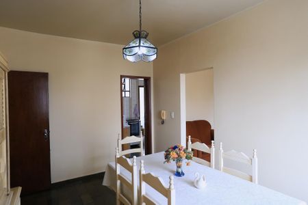 Apartamento à venda com 90m², 3 quartos e 1 vagaSala de Jantar