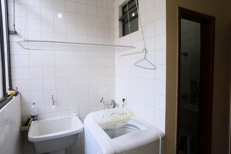 Apartamento à venda com 90m², 3 quartos e 1 vagaÁrea de Serviço