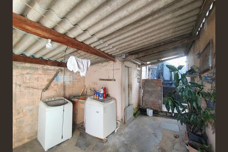 Quintal  de casa à venda com 1 quarto, 300m² em Vila Guarará, Santo André