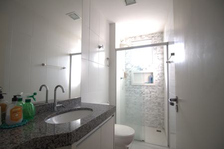 Apartamento à venda com 75m², 3 quartos e 2 vagasBanheiro Social 