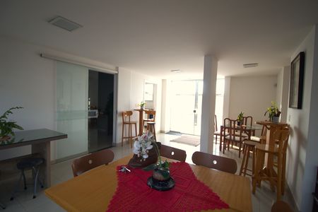 Apartamento à venda com 75m², 3 quartos e 2 vagasÁrea comum - Salão de festas