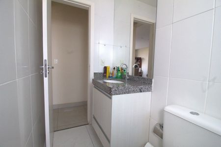 Apartamento à venda com 75m², 3 quartos e 2 vagasBanheiro Social 
