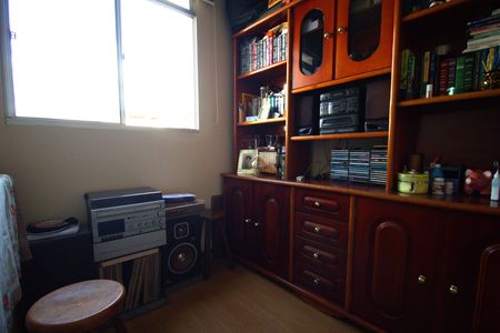 Apartamento à venda com 75m², 3 quartos e 2 vagasQuarto 02