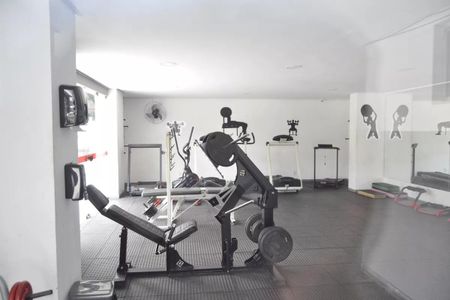 Apartamento à venda com 76m², 2 quartos e 1 vaga