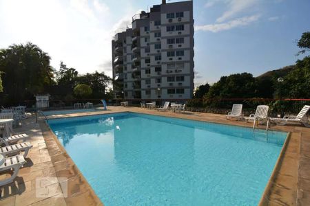 Apartamento à venda com 76m², 2 quartos e 1 vaga