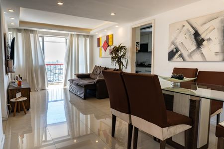 Apartamento à venda com 76m², 2 quartos e 1 vaga