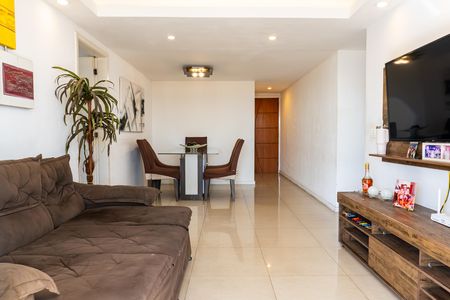 Apartamento à venda com 76m², 2 quartos e 1 vaga