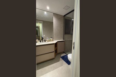 Apartamento à venda com 121m², 3 quartos e 2 vagasBanheiro
