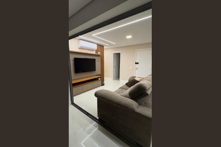 Sala de apartamento à venda com 3 quartos, 121m² em Jardim Teresa, São Paulo