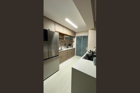 Apartamento à venda com 121m², 3 quartos e 2 vagasCozinha