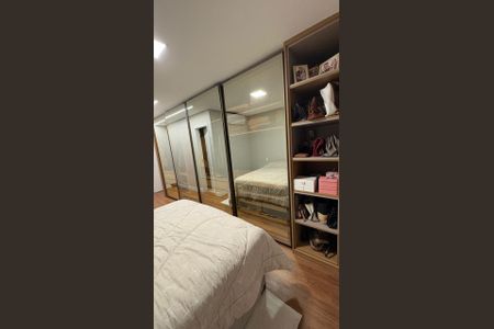 Quarto de apartamento à venda com 3 quartos, 121m² em Jardim Teresa, São Paulo