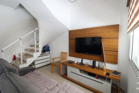 Sala de casa de condomínio à venda com 3 quartos, 140m² em Jardim Sarah, São Paulo
