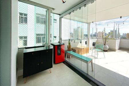 Apartamento à venda com 132m², 2 quartos e 1 vaga Apartamento à venda com 132m², 2 quartos e 1 vagaSaleta