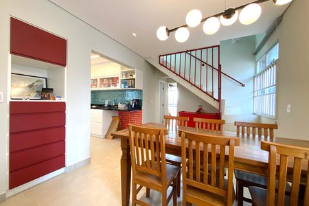 Apartamento à venda com 132m², 2 quartos e 1 vaga Apartamento à venda com 132m², 2 quartos e 1 vagaSala