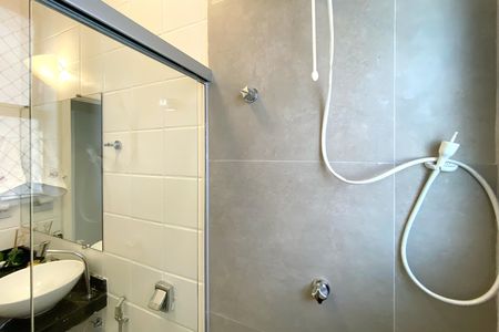 Apartamento à venda com 132m², 2 quartos e 1 vaga Apartamento à venda com 132m², 2 quartos e 1 vagaBanheiro