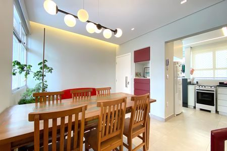 Apartamento à venda com 132m², 2 quartos e 1 vaga Apartamento à venda com 132m², 2 quartos e 1 vagaSala