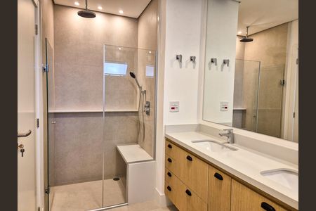 Apartamento à venda com 202m², 3 quartos e 1 vaga