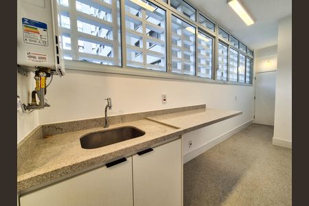 Apartamento à venda com 202m², 3 quartos e 1 vaga