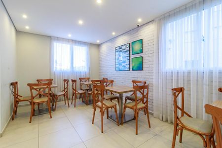 Apartamento para alugar com 42m², 2 quartos e sem vaga Apartamento para alugar com 42m², 2 quartos e sem vagaSalão de Festas
