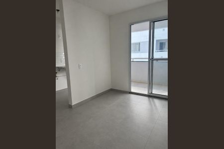 comodo de apartamento para alugar com 2 quartos, 42m² em Várzea de Baixo, São Paulo
