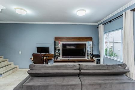 Sala de casa à venda com 2 quartos, 160m² em Jardim Vivan, São Paulo