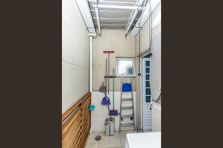 Casa à venda com 137m², 2 quartos e 1 vaga Casa à venda com 137m², 2 quartos e 1 vagaÁrea de Serviço