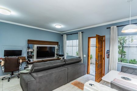 Casa à venda com 137m², 2 quartos e 1 vaga Casa à venda com 137m², 2 quartos e 1 vagaSala