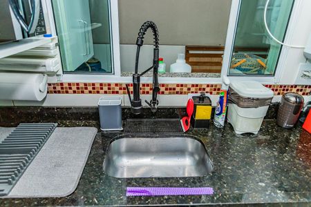 Casa à venda com 137m², 2 quartos e 1 vaga Casa à venda com 137m², 2 quartos e 1 vagaCozinha