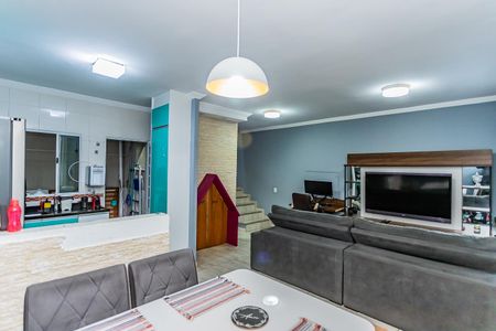 Casa à venda com 137m², 2 quartos e 1 vaga Casa à venda com 137m², 2 quartos e 1 vagaSala