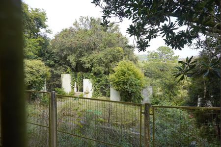 Casa à venda com 387m², 4 quartos e 2 vagas Casa à venda com 387m², 4 quartos e 2 vagasVista