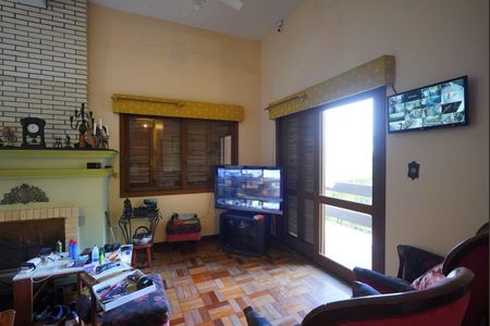 Sala de casa à venda com 4 quartos, 387m² em Teresópolis, Porto Alegre