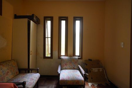 Casa à venda com 387m², 4 quartos e 2 vagas