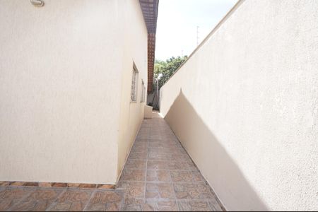 Casa para alugar com 143m², 4 quartos e 3 vagas