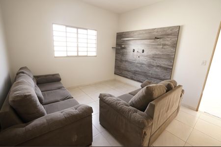 Casa para alugar com 143m², 4 quartos e 3 vagas